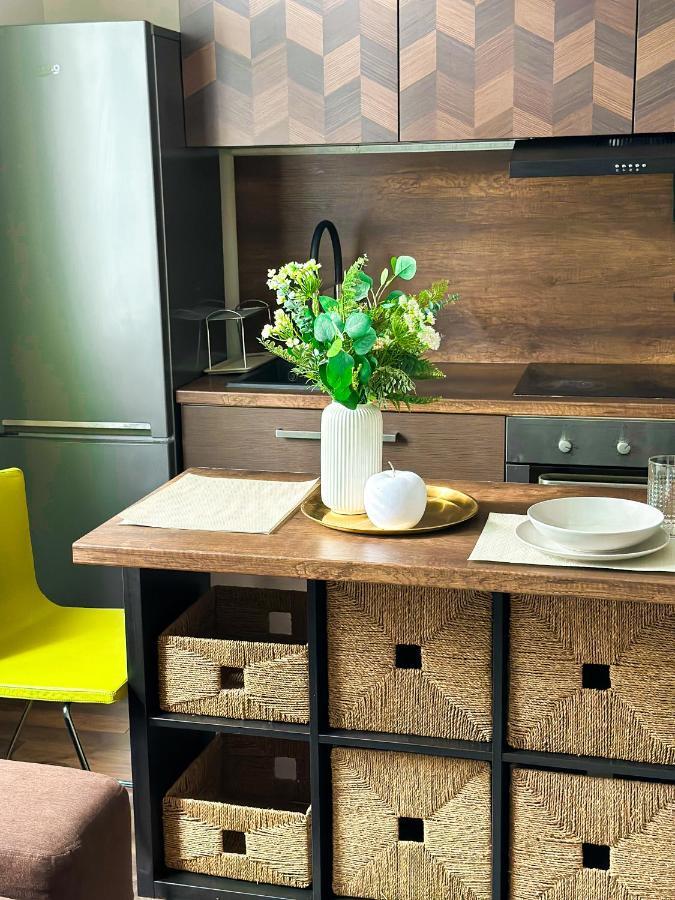 Spacious City Centre Apartment Братислава Экстерьер фото